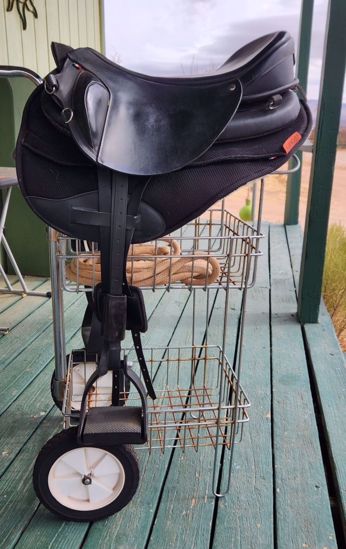 Picture of Ghost Treeless Saddle: Quilty