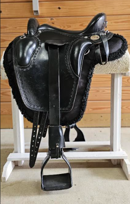 Picture of Evolutionary "The Officer" Model Saddle, PRICE REDUCED!
