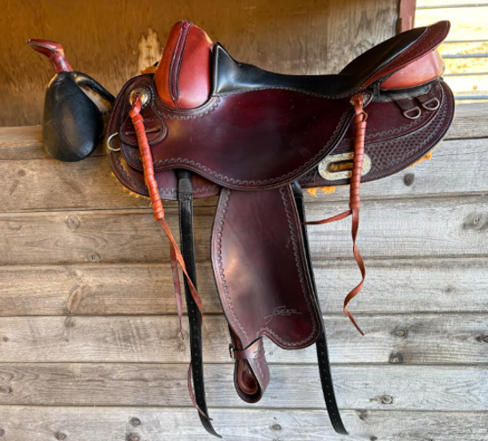 Picture of Freeform Treeless Saddle, SOLD!