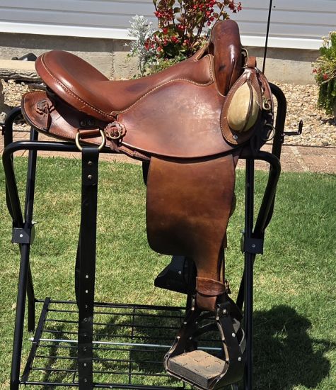 Picture of Sharon Saare Endurance Saddle, NEW LISTING!