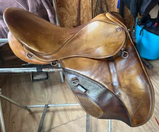 Picture of Kurfurst Courbette Endurance Saddle, NEW LISTING!